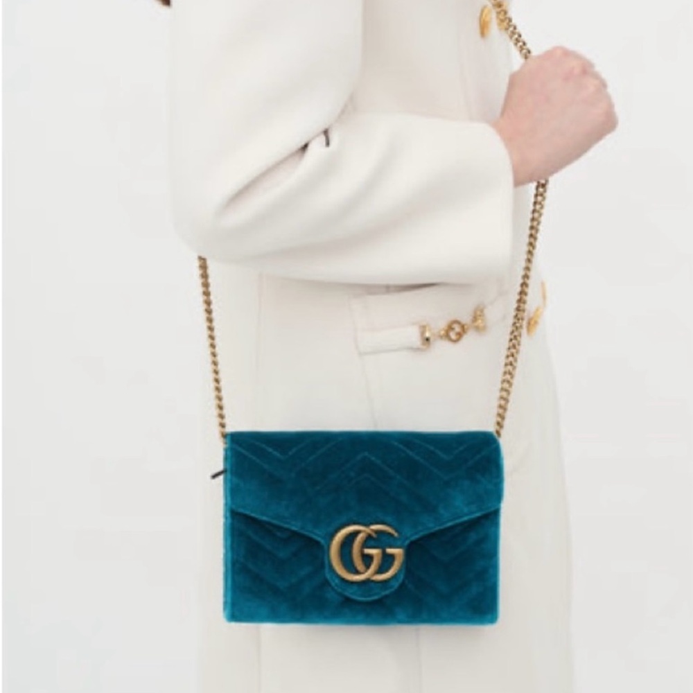 Gucci velvet GG Marmont bag in turquoise